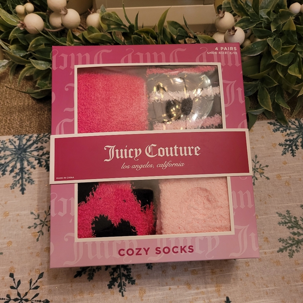 Juicy Couture set of four cozy socks, new - Picture 5 of 5